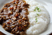 画像をギャラリービューアに読み込む, 【日本初!】本町キッチン今出屋の「豚レバーカレー」